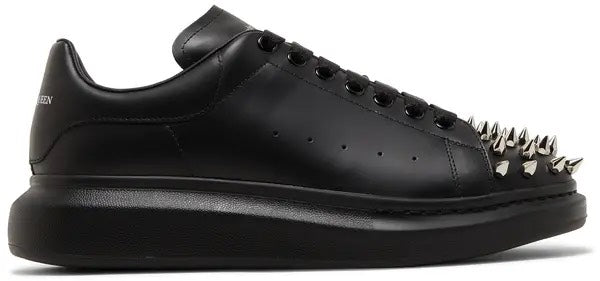 ALEXANDER MCQUEEN- BLACK STUDS