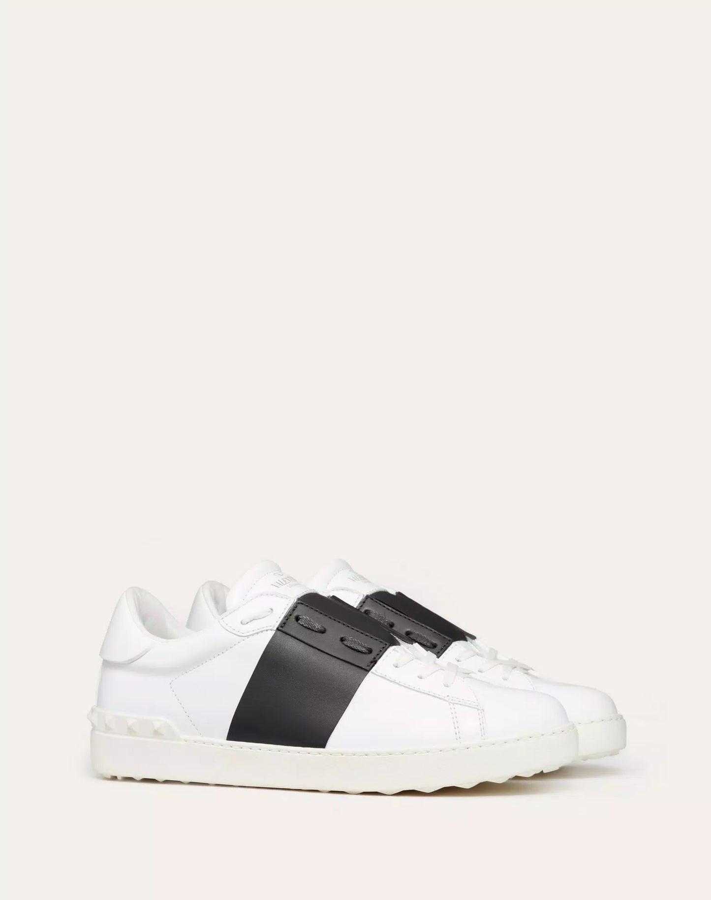 VLTN OPEN LEATHER- BLACK WHITE