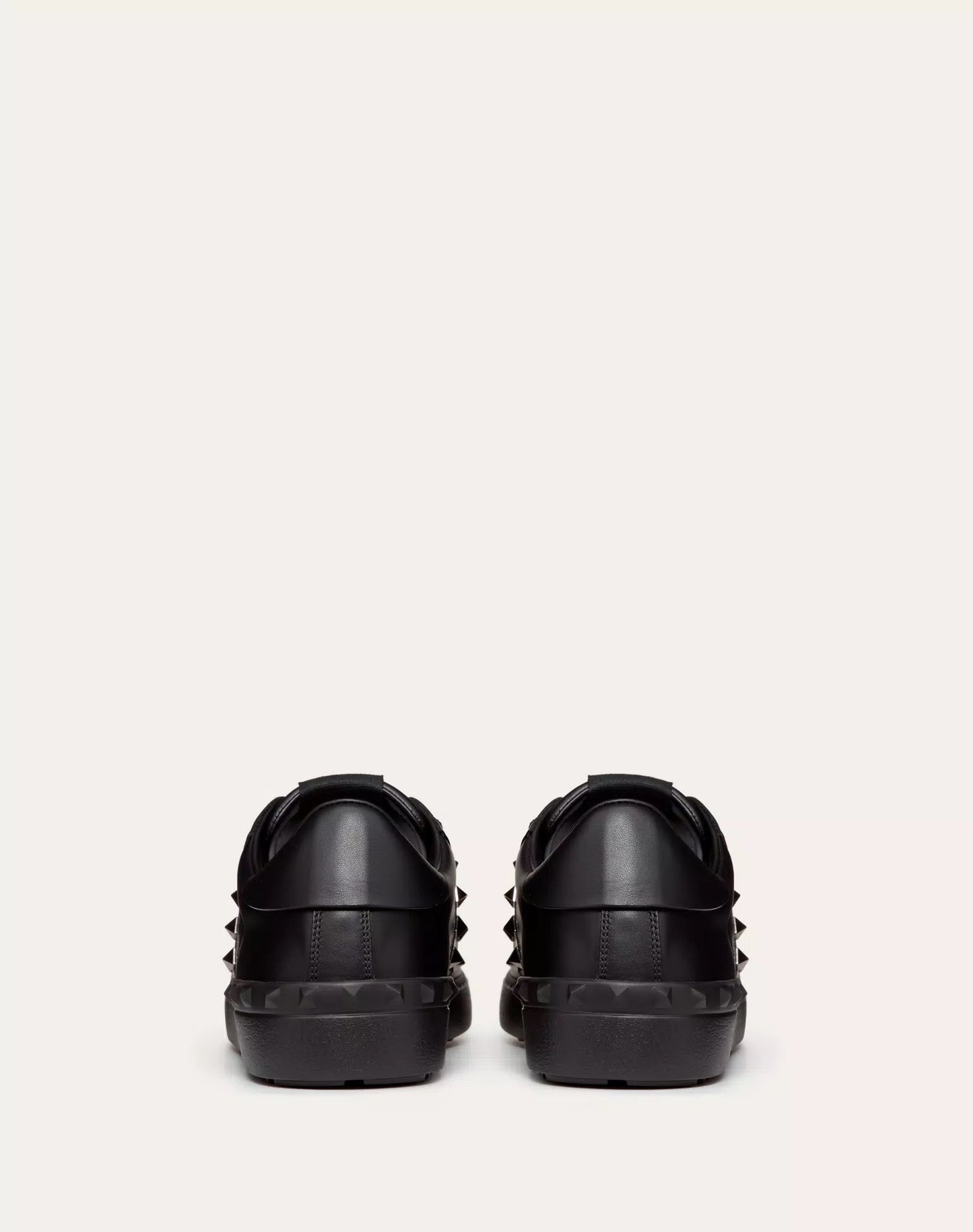 VLTN OPEN LEATHER- BLACK ROCKSTUD