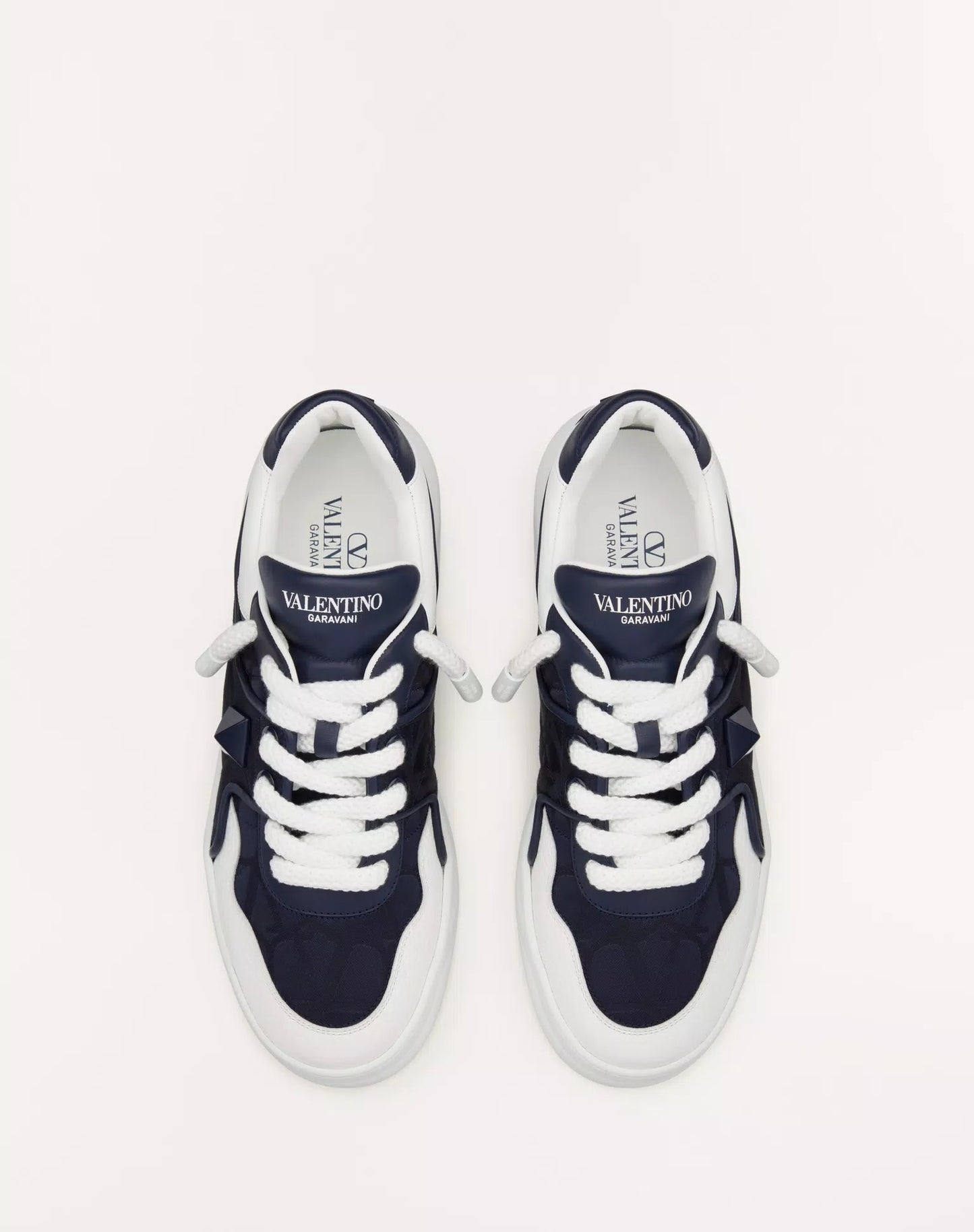 VLTN ONE STUD XL- BLUE WHITE