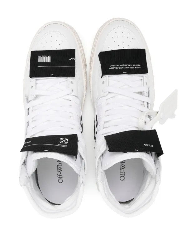 OFF WHITE- OFF COURT WHITE
