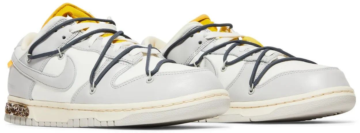 OFF WHITE DUNK- LOT 41