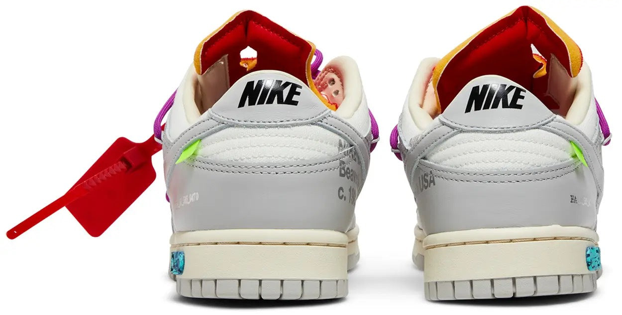 OFF WHITE DUNK- LOT 44