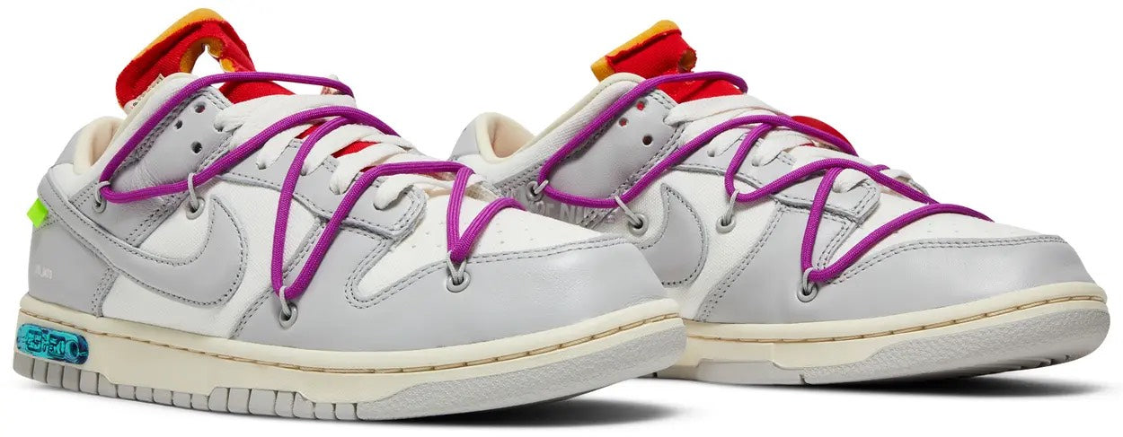 OFF WHITE DUNK- LOT 44