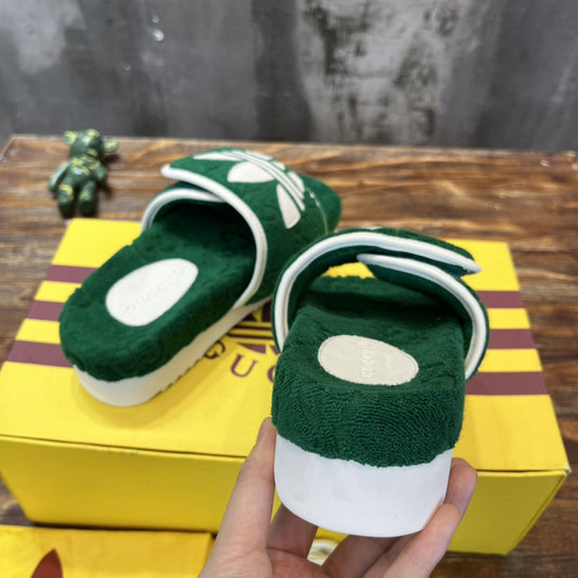 ADIDAS X GUCCI SLIPPERS