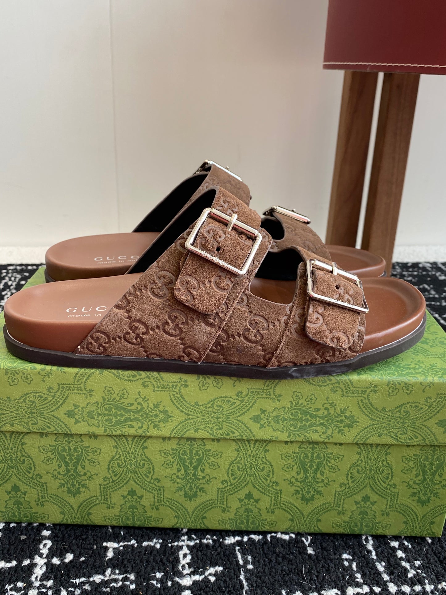GUCCI SANDALS