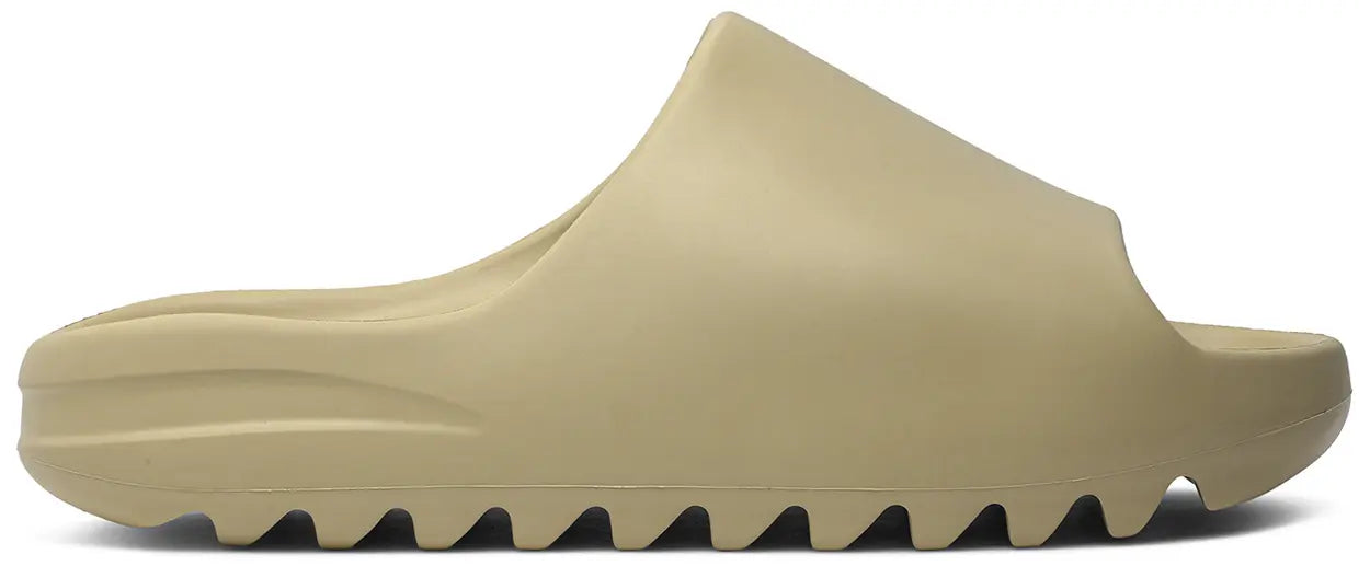 YEEZY SLIDES