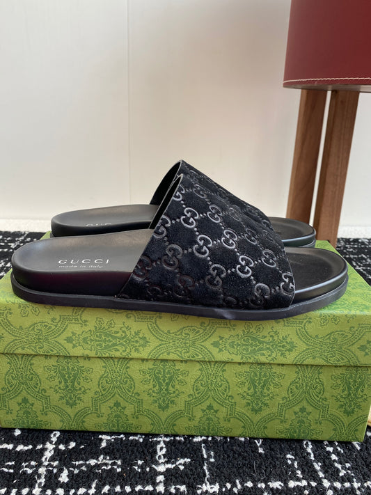 GUCCI SLIPPERS
