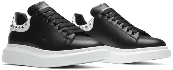 ALEXANDER MCQUEEN- OREO STUDS