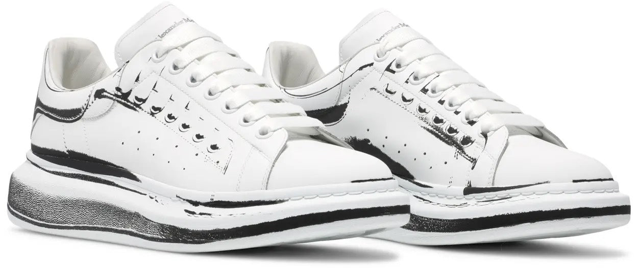 ALEXANDER MCQUEEN- WHITE CARTOON