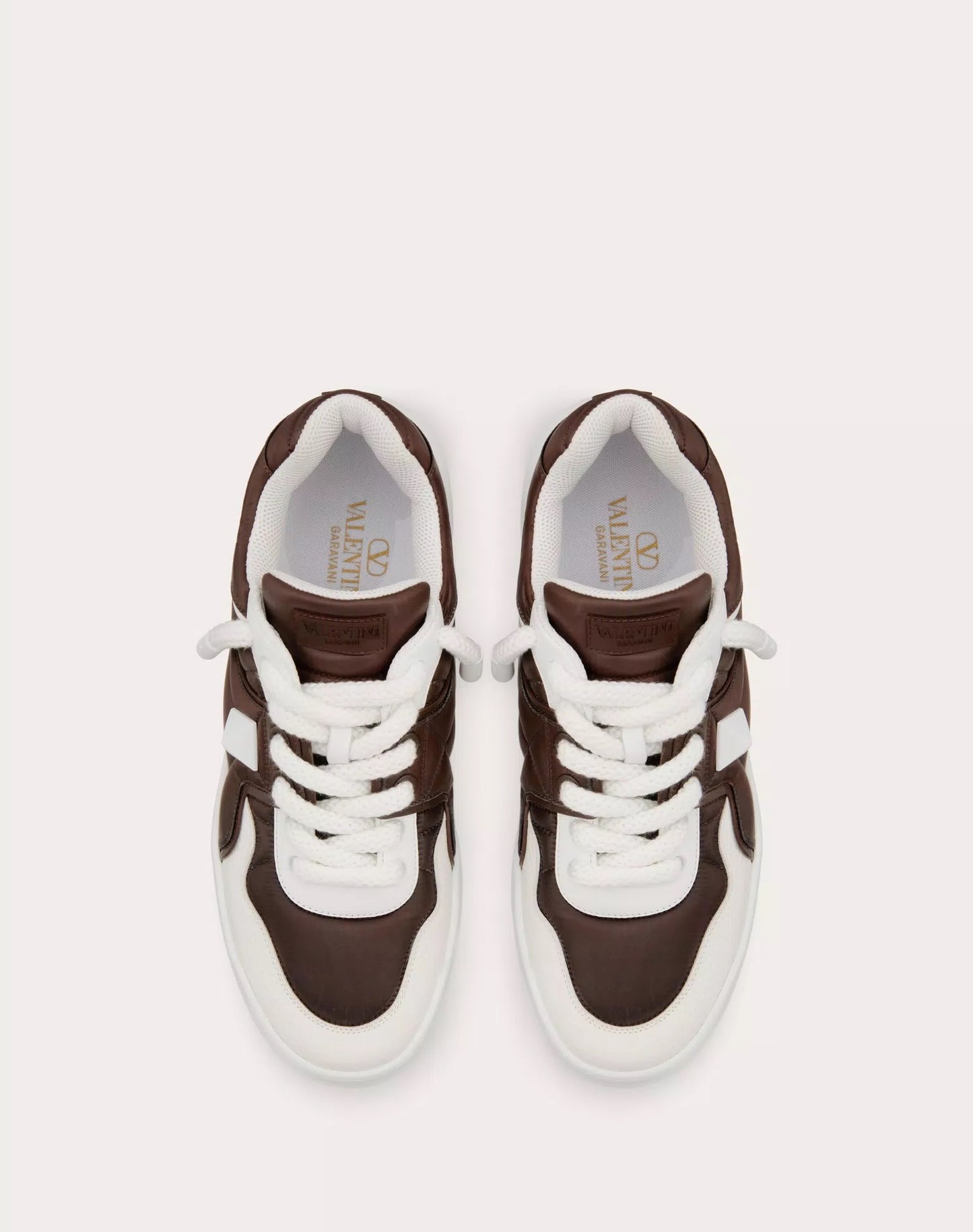VLTN ONE STUD XL- BROWN