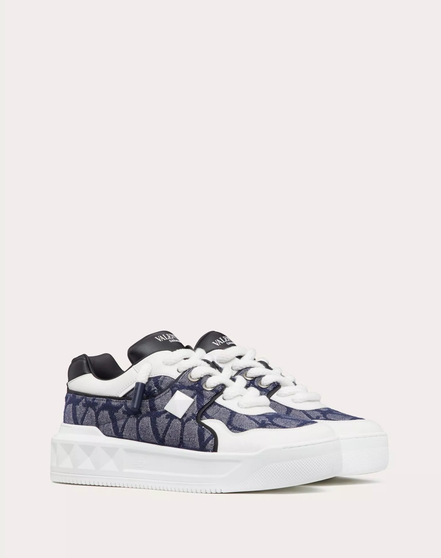 VLTN ONE STUD XL- BLUE