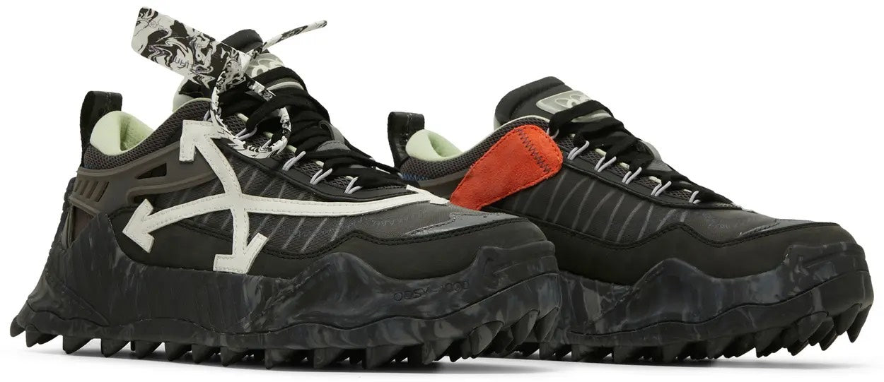 OFF WHITE ODSY 1000- BLACK WHITE