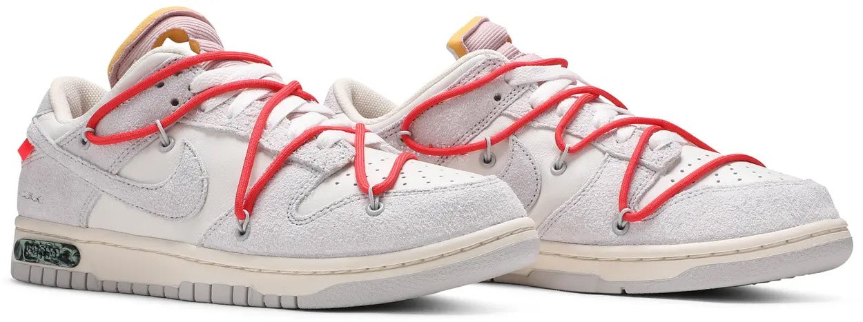 OFF WHITE DUNK- LOT 33