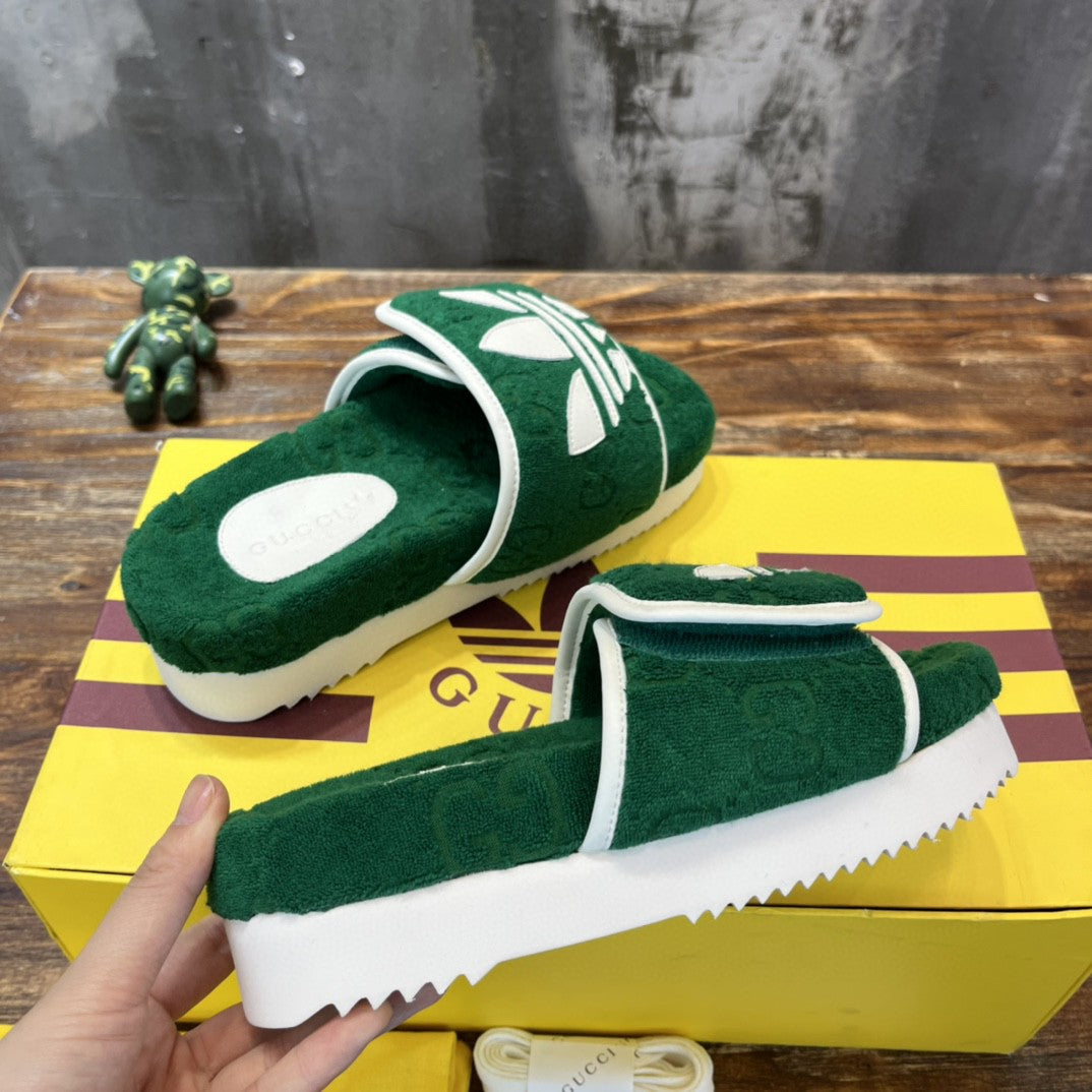 ADIDAS X GUCCI SLIPPERS